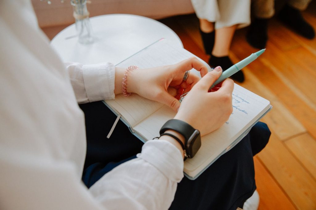 Clinical Psychologist in Dubai or Neuropsychologist? What Cognitive Assessment Involves