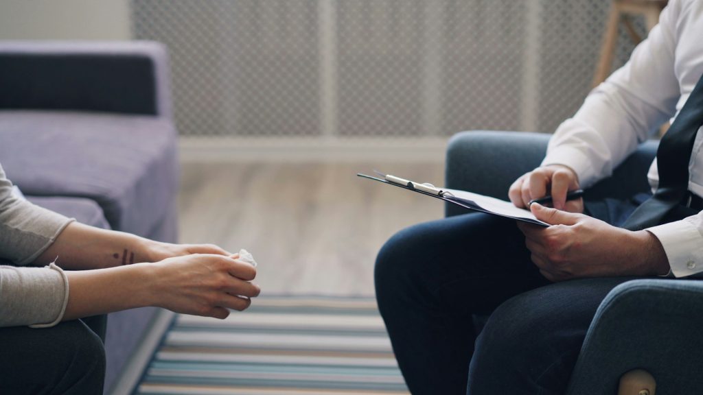 What a Clinical Psychologist in Dubai Does to Treat Depression