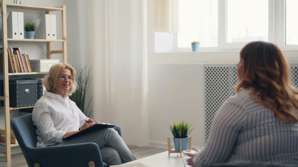What to Ask About Fees and Insurance Before Booking a Psychologist in Dubai