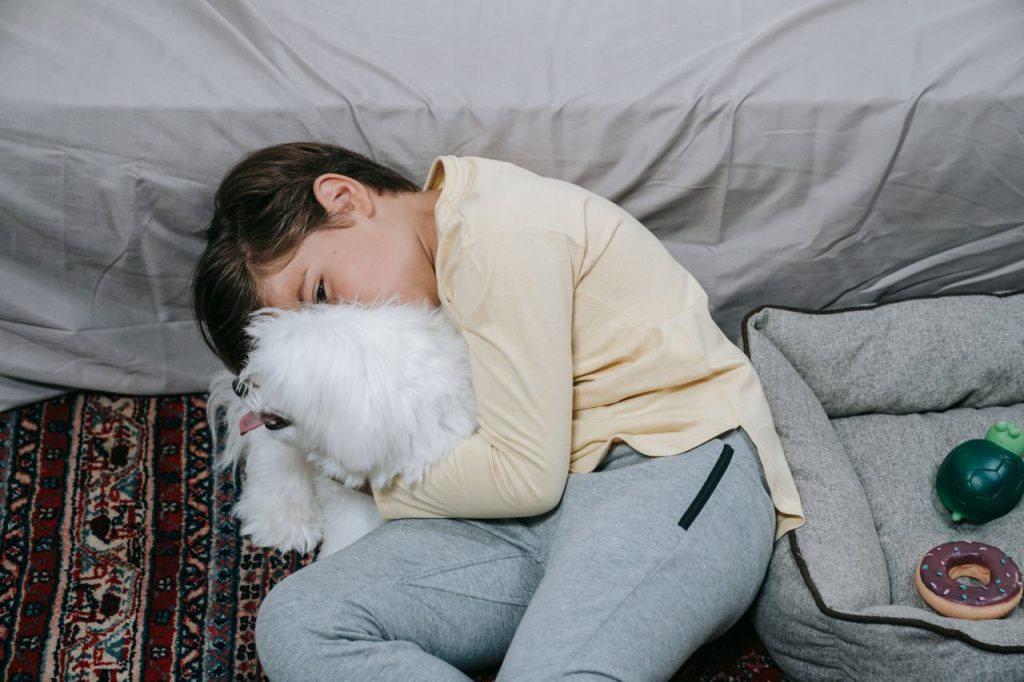 Tummy Aches and No Medical Cause? When a Child Psychologist in Dubai Can Help
