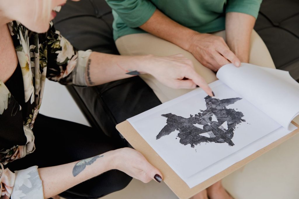 Could Narrative Exposure Therapy Rewrite Your Story? Ask a Clinical Psychologist in Dubai
