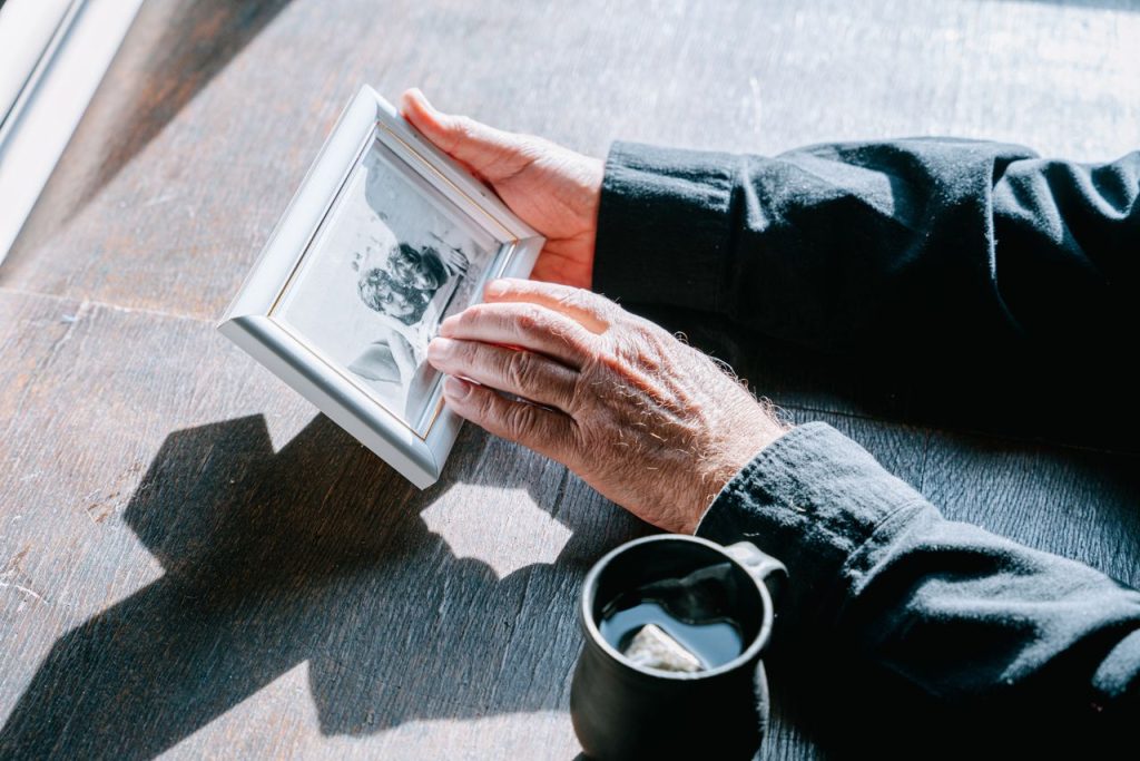 When Grief Changes Who You Are: How a Psychologist in Dubai Can Help